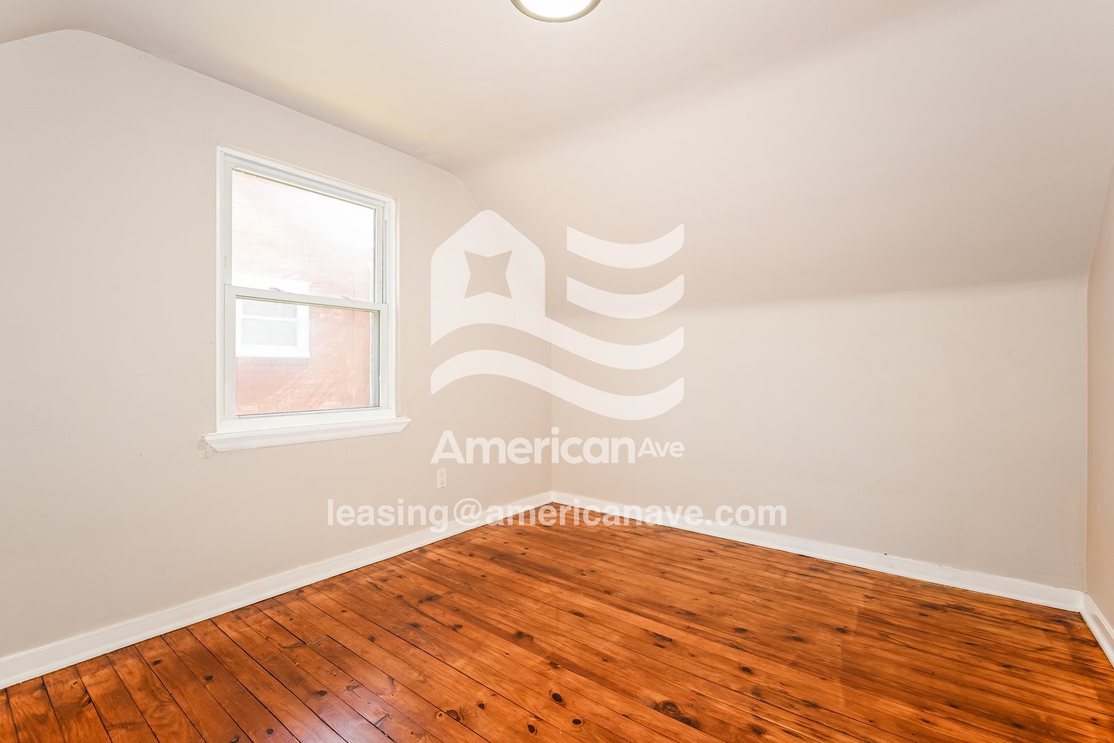 Building Photo - 1727 Wesley St