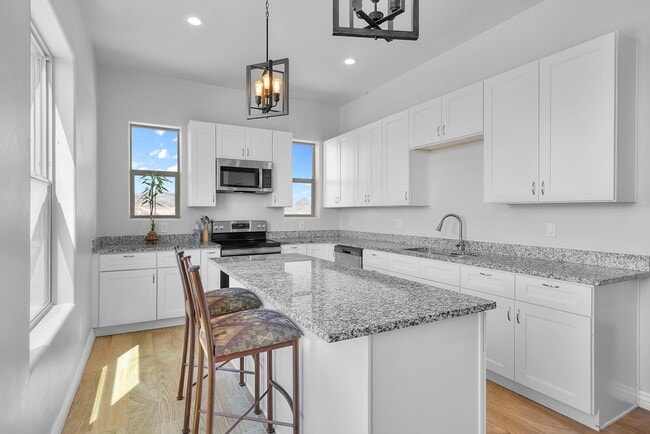 Building Photo - 231 Premio Ct