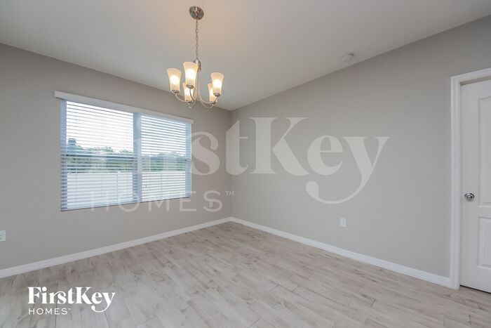 Building Photo - 2160 Sequoia Way