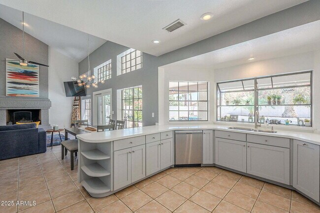 Building Photo - Long Term Luxury Furnished Rental, also av...