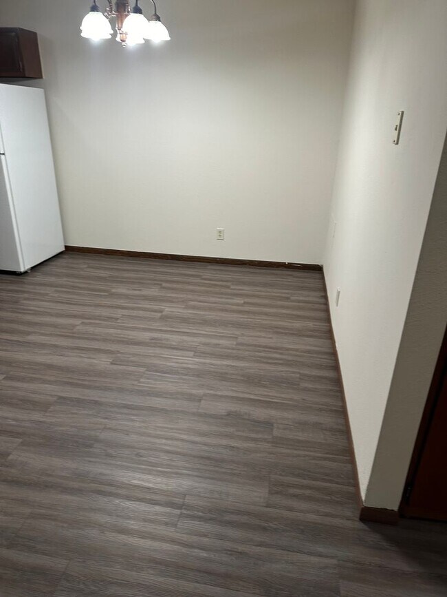 Building Photo - Two Bedroom