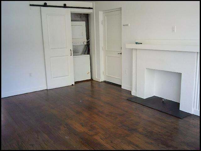 Building Photo - 1520 Broadway St