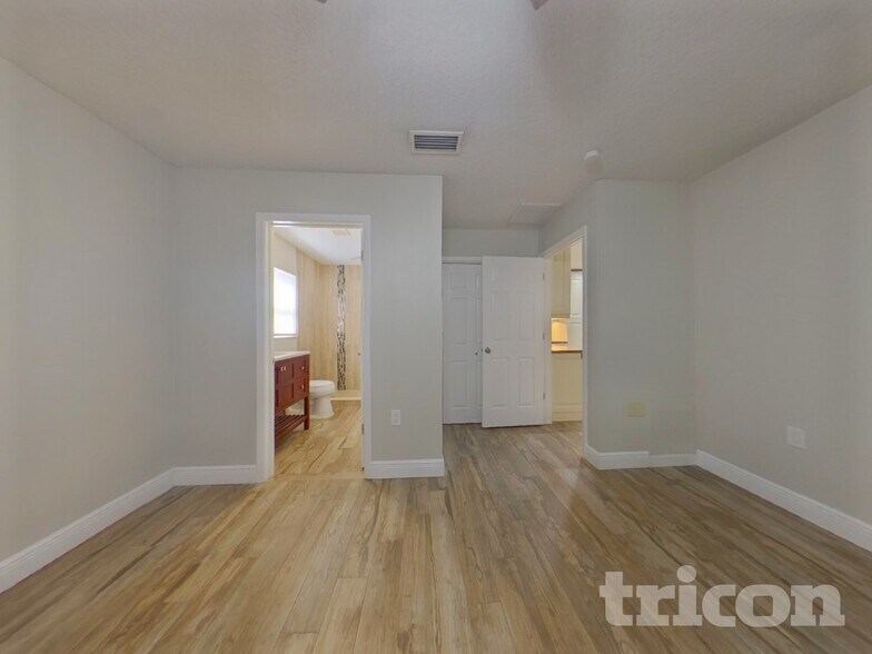 Building Photo - 2247 Blue Tern Dr