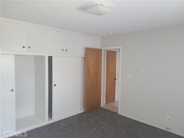 Building Photo - 840 Cedar Ave