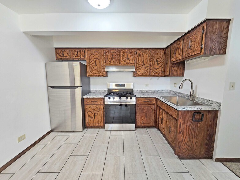 Building Photo - 2 Paxos Dr