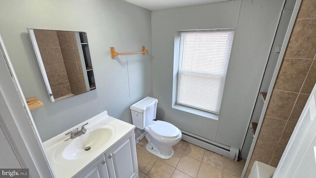 Building Photo - 39 Pine St