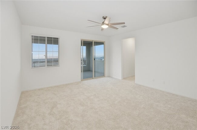 Building Photo - 552 Parkwind Ln