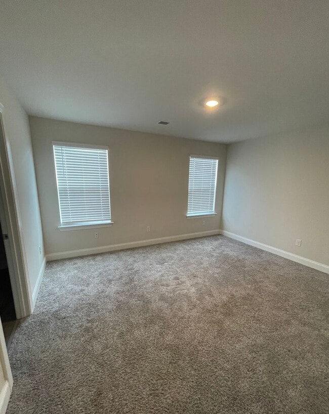 Building Photo - 4528 Skywood Ln