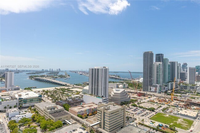 Building Photo - 1600 NE 1st Ave