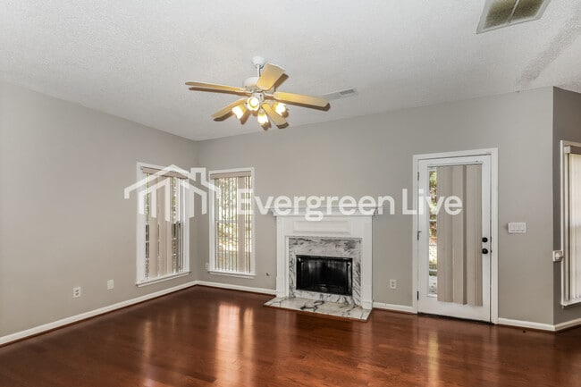 Building Photo - 185 Argonne Dr