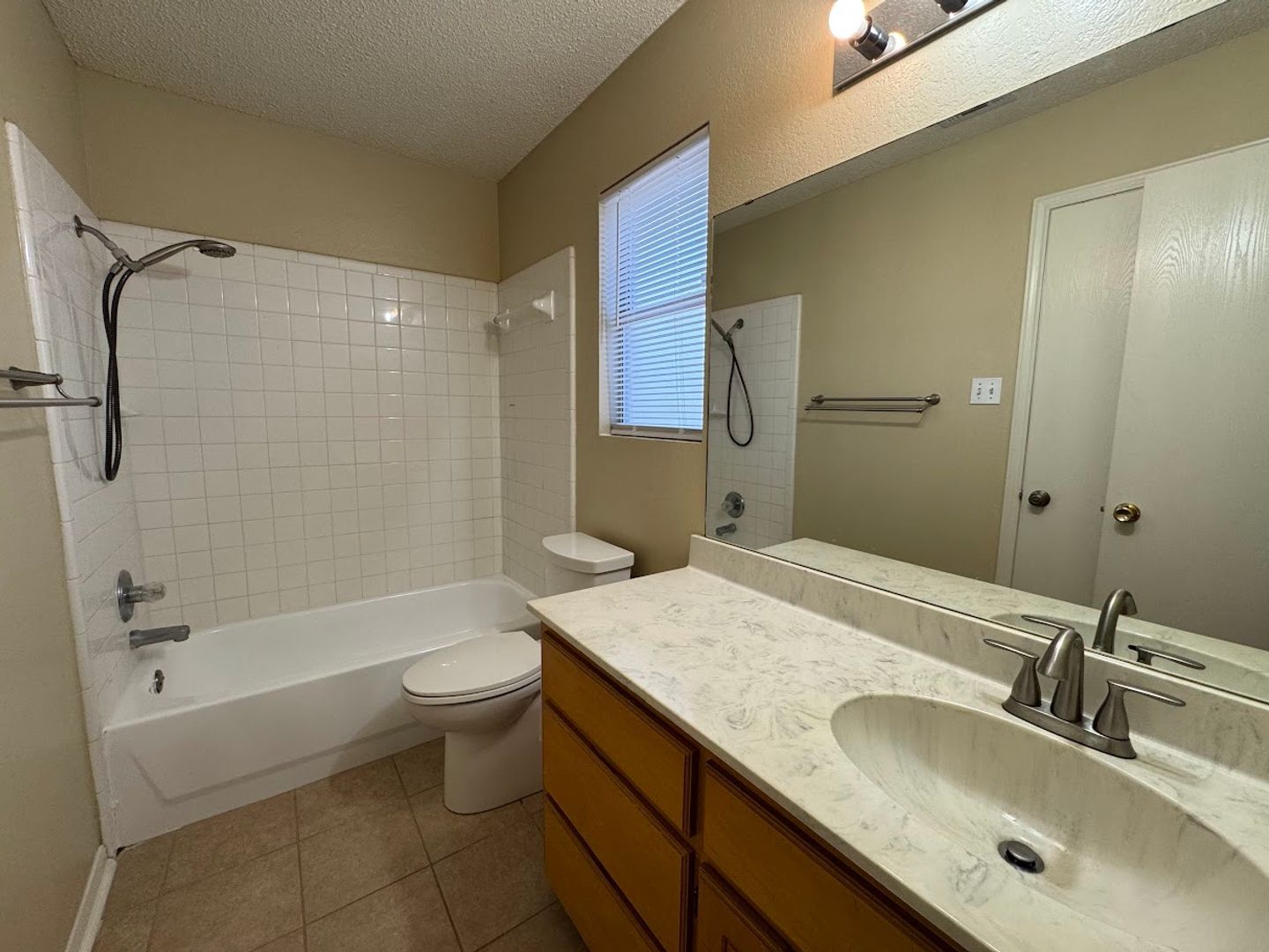 Building Photo - 4304 Sand Dollar Dr
