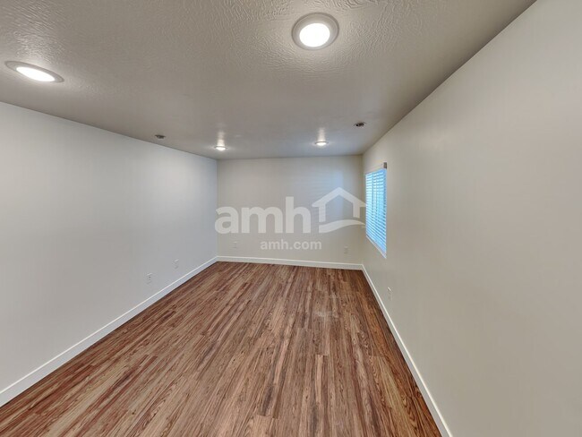 Building Photo - 3479 N Annabell St