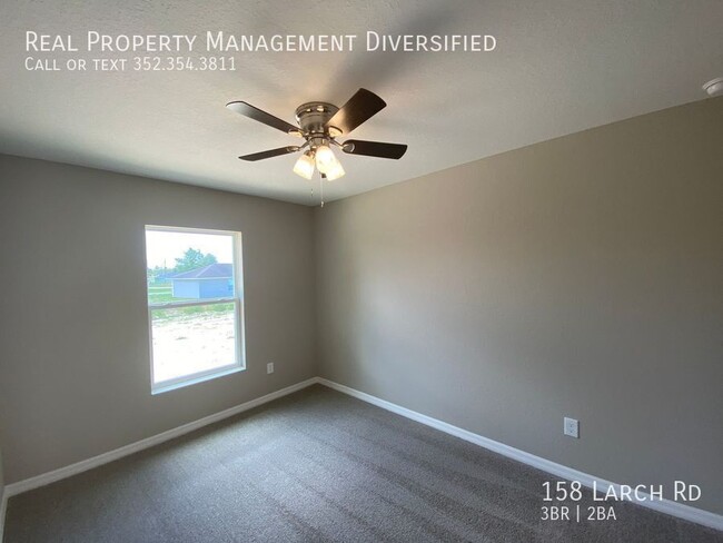 Building Photo - 158 Larch Rd