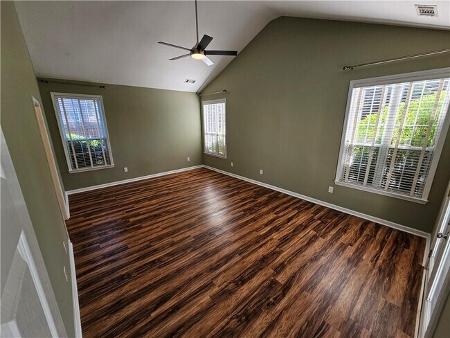 Building Photo - 1550 Argonne Ln
