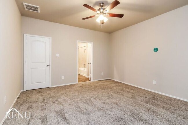 Building Photo - 2407 Heeney Pk Ln