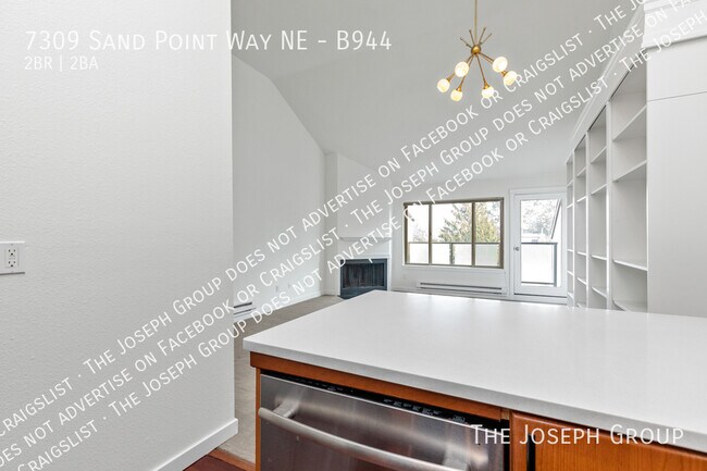 Building Photo - 7309 Sand Point Way NE