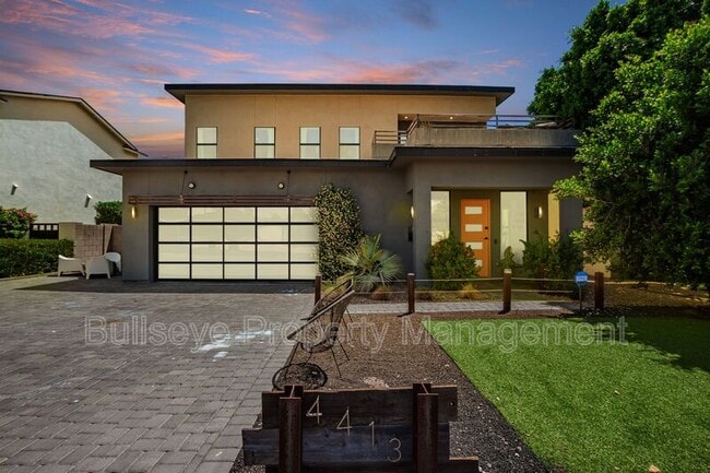 Primary Photo - 4413 E Montecito Ave