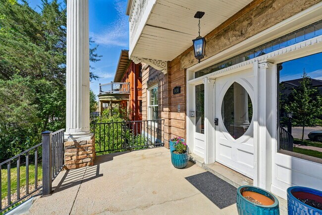 Building Photo - 1438 Franklin St