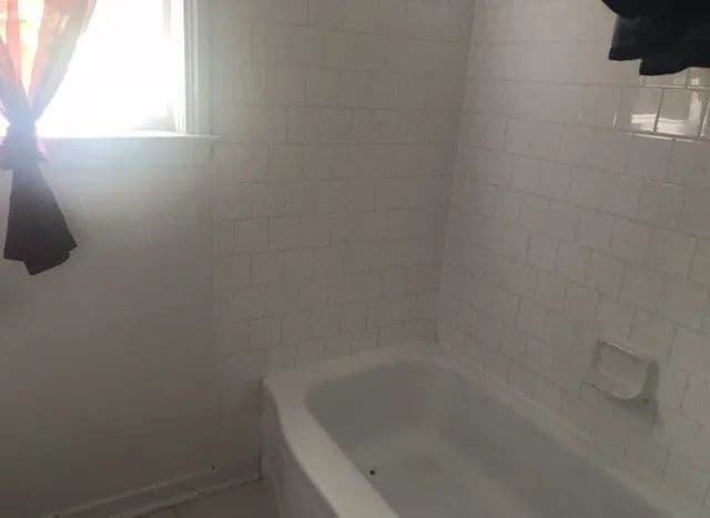 Building Photo - 9138 Keating Ave