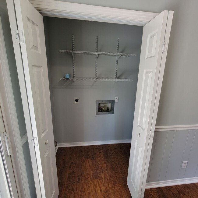 Building Photo - 3/1 Brick Ranch-Cookeville City Limits