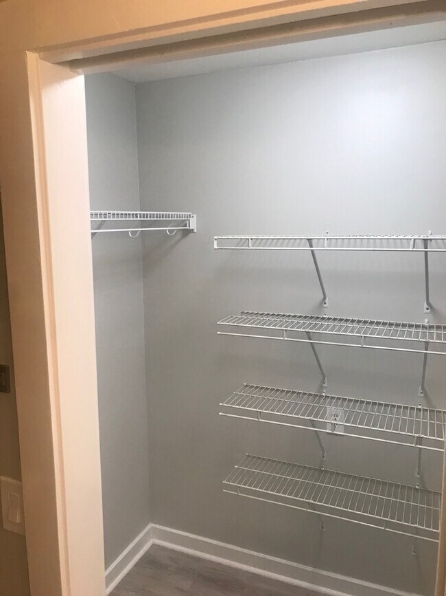 Building Photo - 189 Fox Pl