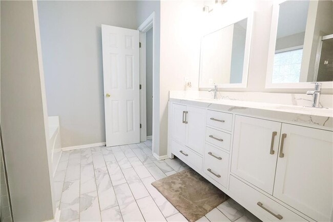 Building Photo - 315 Myrtlewood Terrace NW
