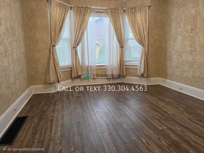 Building Photo - 213 Chestnut Ave NE