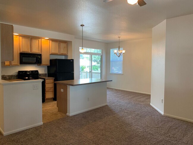 Building Photo - 1977 Grays Peak Dr