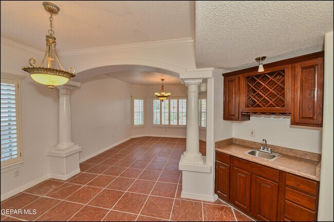 Building Photo - 13049 Tierra David Ct