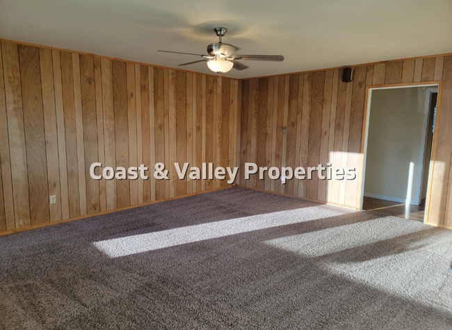 Building Photo - Wonderful Home in Chualar for RENT!!!