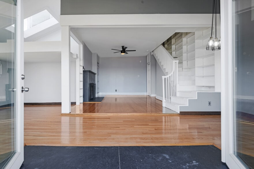 living room defined - 1301 Rogers Rd