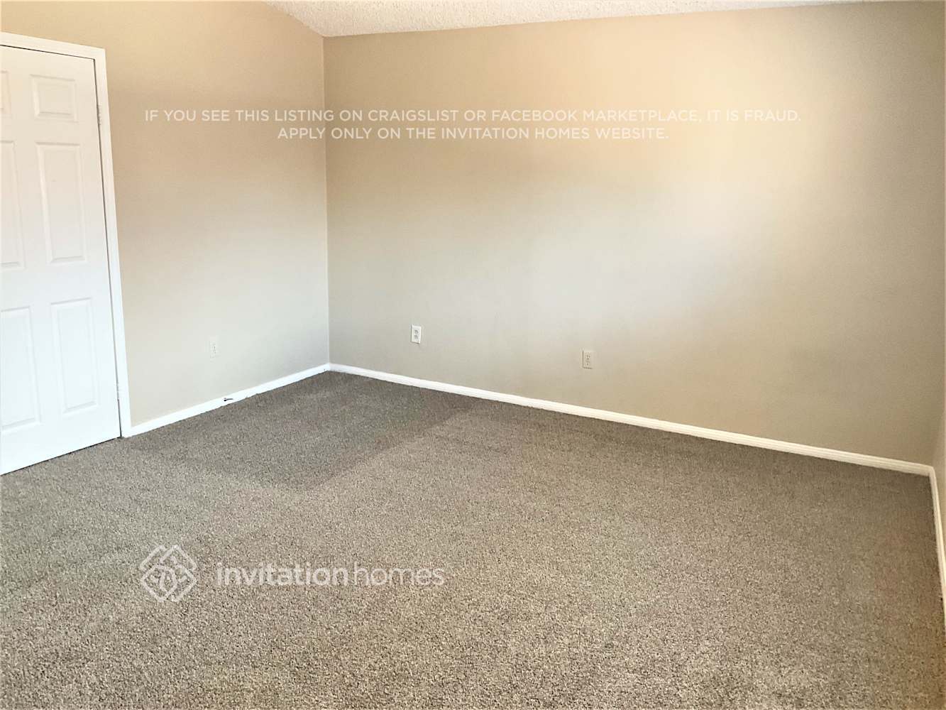 Building Photo - 7250 Topeka Dr