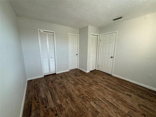 Building Photo - 9013 Westchester Cir