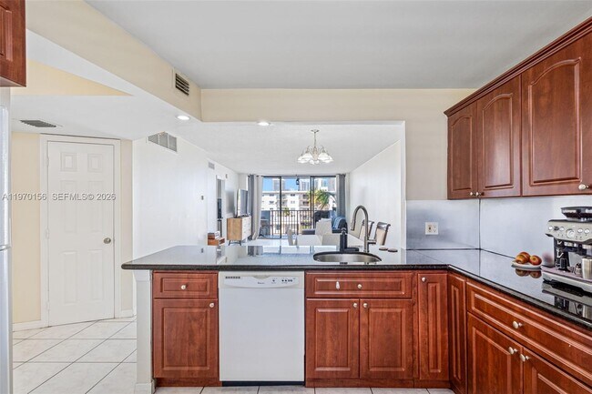 Building Photo - 3703 NE 166th St