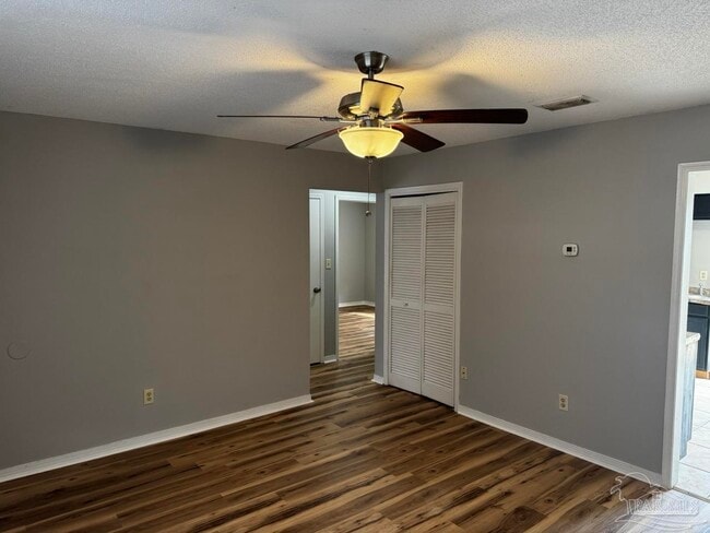 Building Photo - 711 Tumbleweed Trail