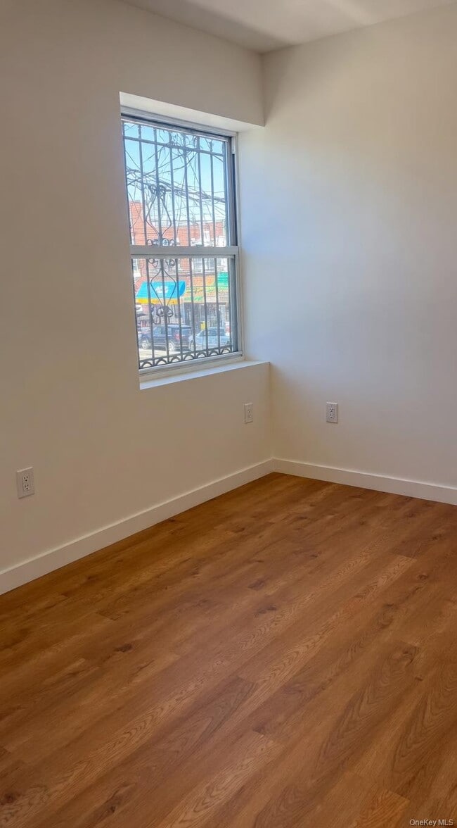 Building Photo - 54-01-54108 108th St