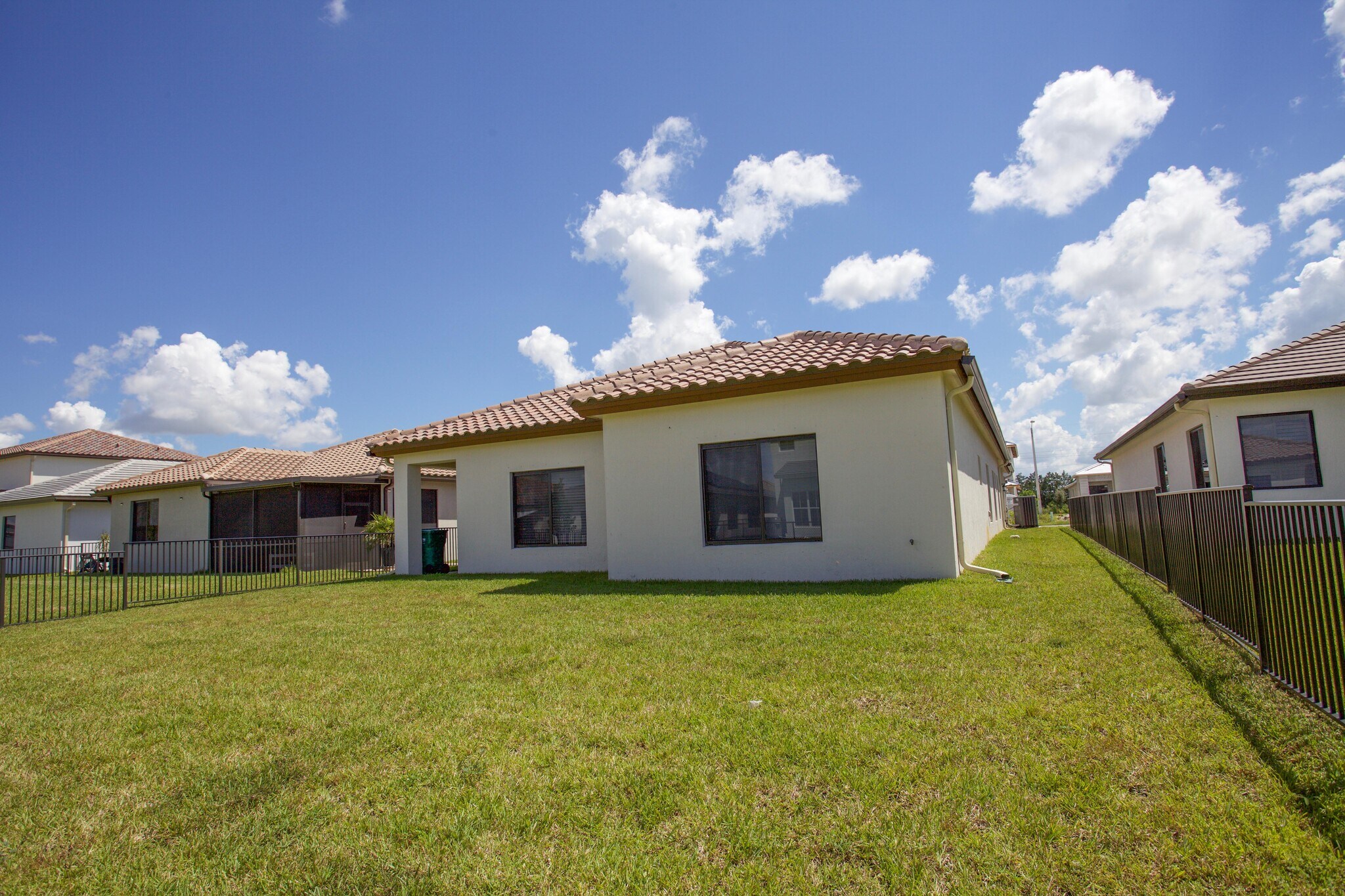 Building Photo - 4864 Gambero Way
