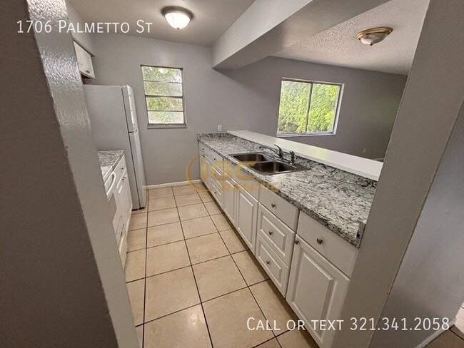 Building Photo - 1706 Palmetto St