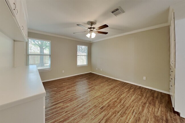 Building Photo - 21027 Terrace View Dr
