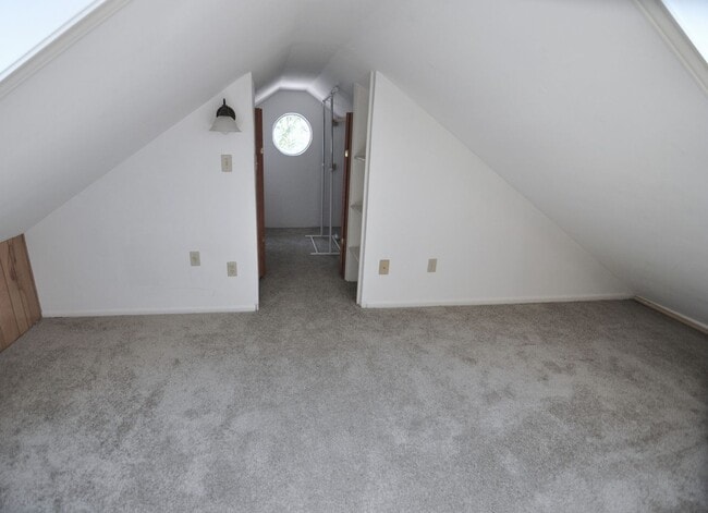 Building Photo - Rare opportunity!