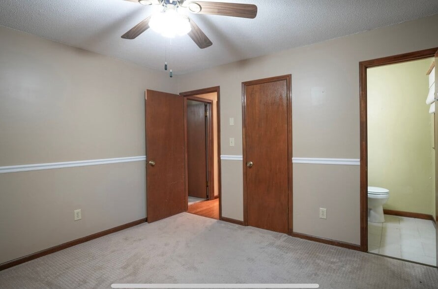 Building Photo - 116 Harriet Ln