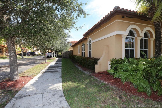 Building Photo - 2623 SW 154th Ct