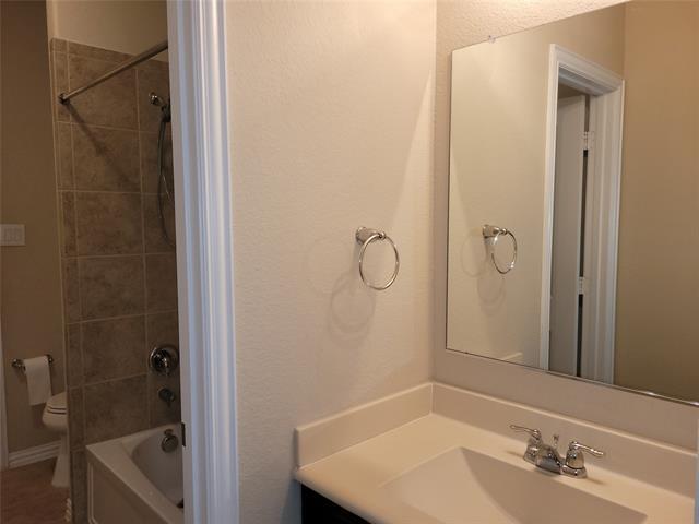 Building Photo - 11821 Beach St