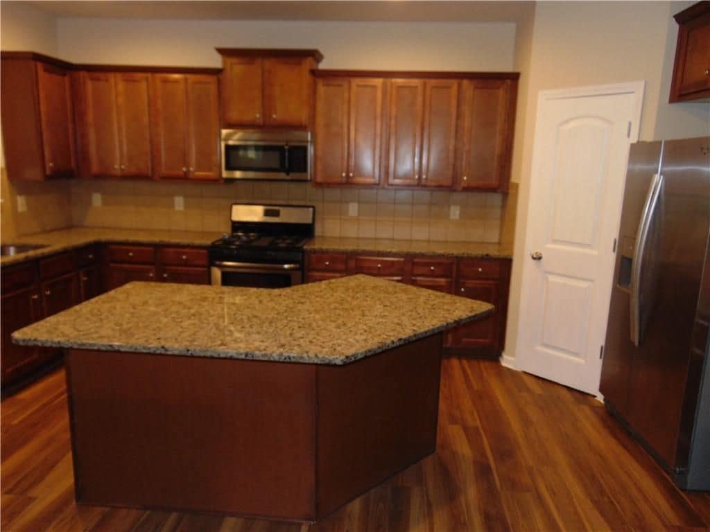 Building Photo - 1320 Napa Valley Dr SW