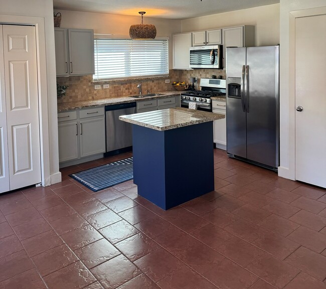 Building Photo - 6118 Spruce Bough Ct