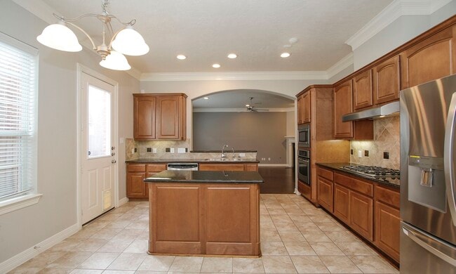 Building Photo - 1515 Olive Park