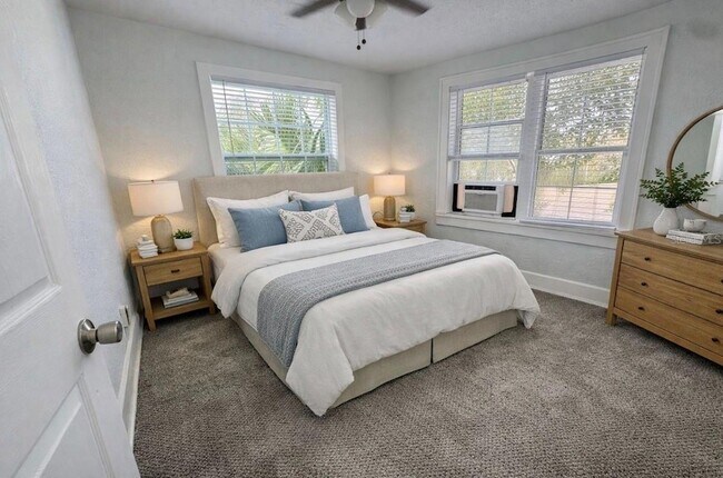 Building Photo - 1310 28th St N