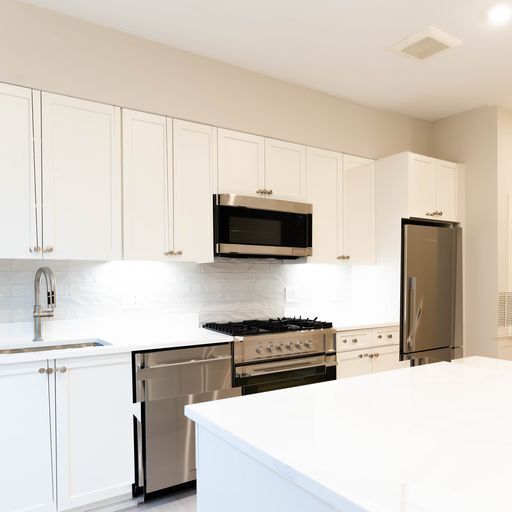 Building Photo - 197 Green St