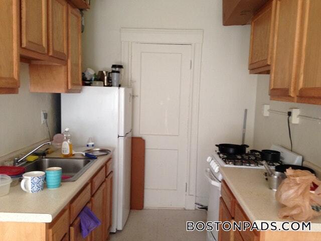 Building Photo - 1171 Boylston St