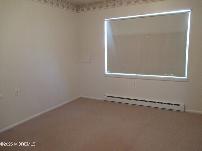 Building Photo - 308B W Malvern Ct